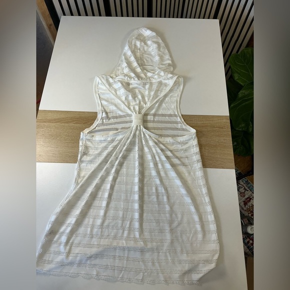 NWOT White CALVIN KLEIN Cover-up with Hood Sz M/L - Picture 7 of 7